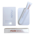 White Snap On Lip Case Kit Lip Holder With Lip Gloss Magsafe Case for iPhone